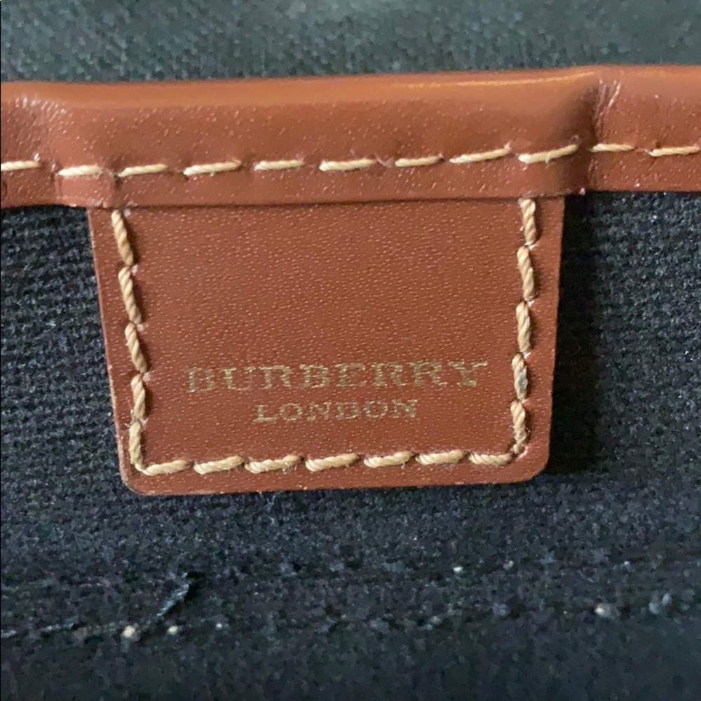 Burberry bag - Picture 5 of 5